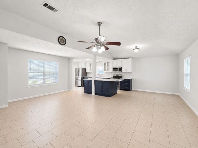 9734 Willmont Road, La Porte, TX 77571