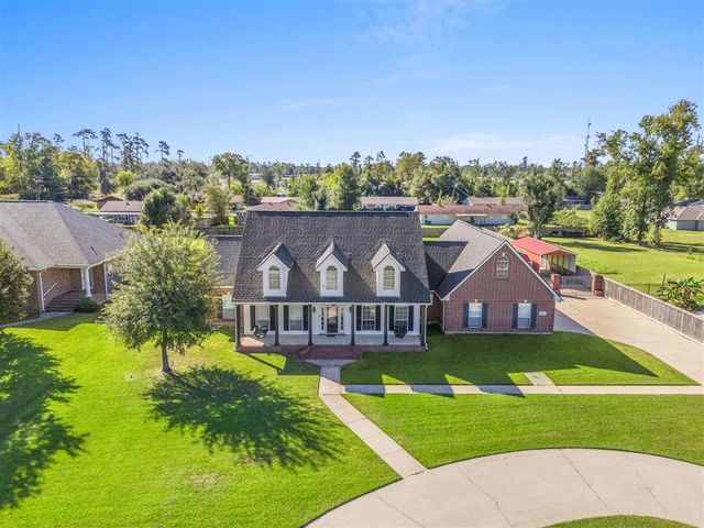 1647 Hollow Cove Ln Lane, Lake Charles, LA 70611