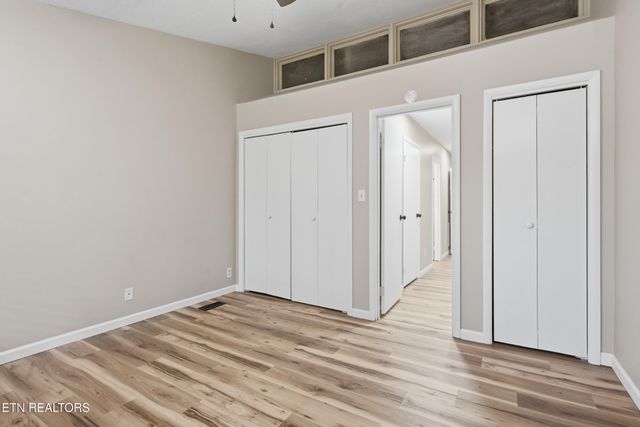 2806 Suncrest Rd Apt 4, Pigeon Forge, TN 37863