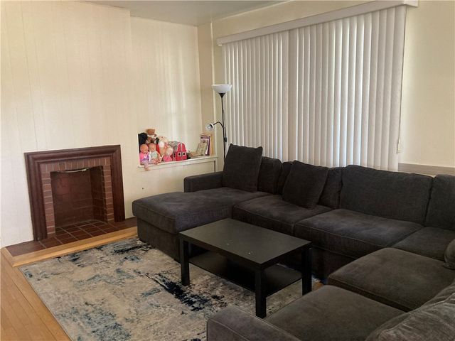 6492 Monitor St, Squirrel Hill, PA 15217