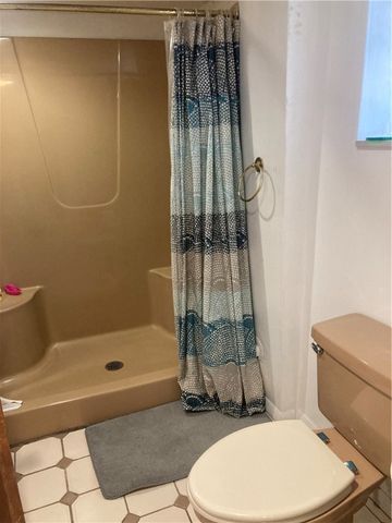 6492 Monitor St, Squirrel Hill, PA 15217