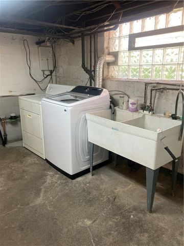 6492 Monitor St, Squirrel Hill, PA 15217