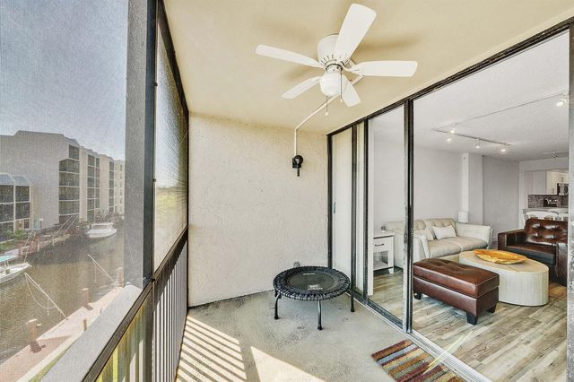 17 Royal Palm Way 3010, Boca Raton, FL 33432