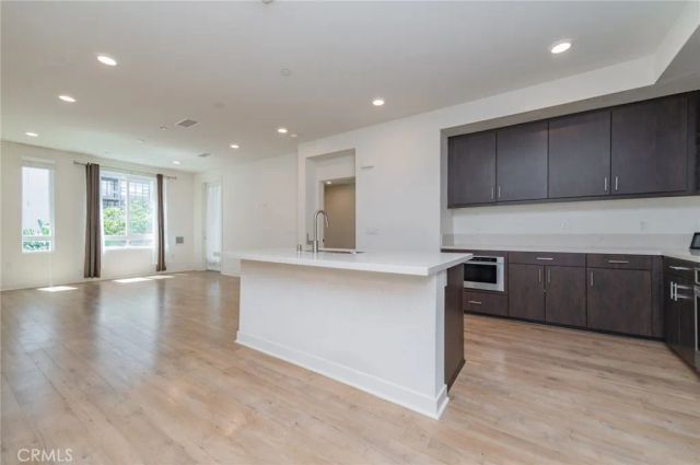 2414 Nolita, Irvine, CA 92612