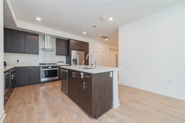 2414 Nolita, Irvine, CA 92612