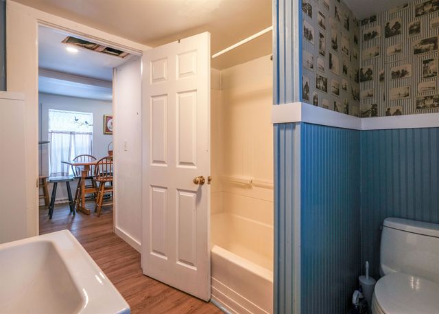 11 Pleasant Street, Ludlow, VT 05149