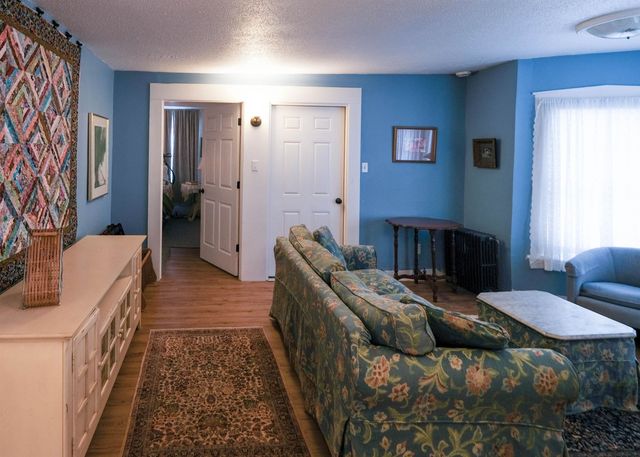 11 Pleasant Street, Ludlow, VT 05149