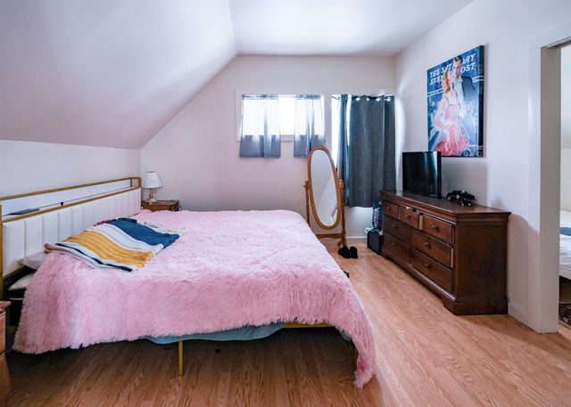 11 Pleasant Street, Ludlow, VT 05149