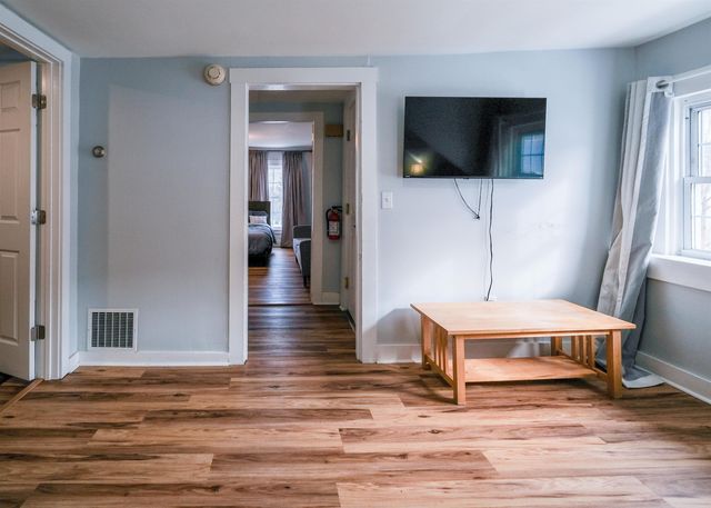 11 Pleasant Street, Ludlow, VT 05149