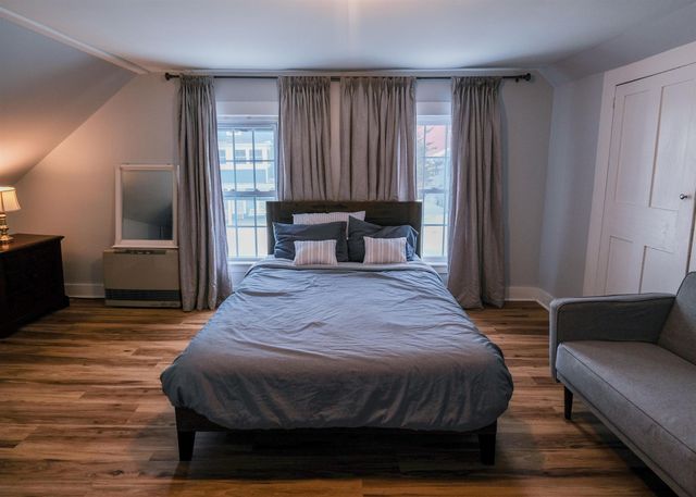 11 Pleasant Street, Ludlow, VT 05149