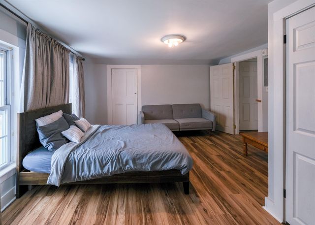 11 Pleasant Street, Ludlow, VT 05149