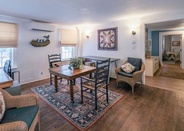 11 Pleasant Street, Ludlow, VT 05149