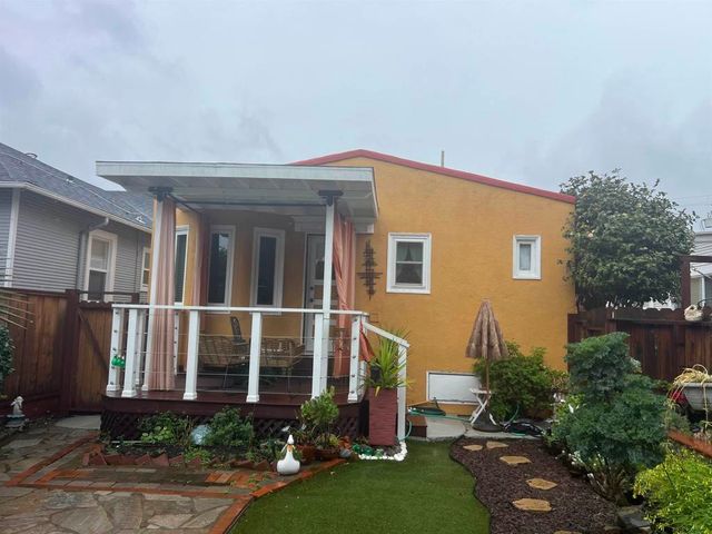 3118 3118 60Th Ave, Oakland, CA 94605