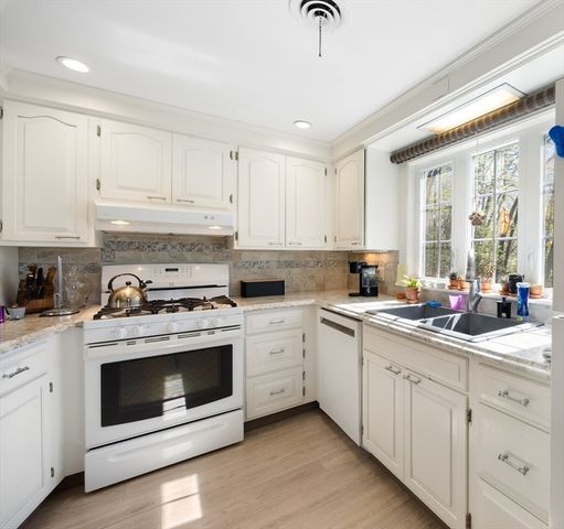 48 Longview Street, Palmer, MA 01069