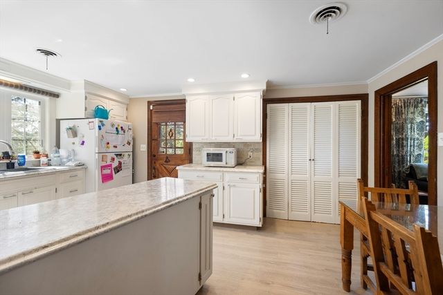 48 Longview Street, Palmer, MA 01069