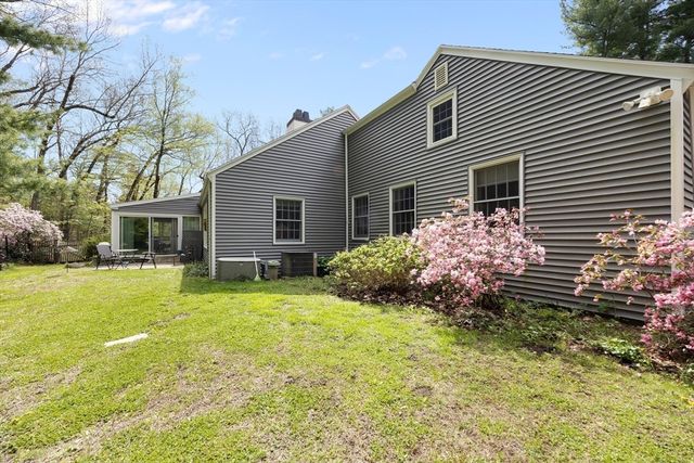 48 Longview Street, Palmer, MA 01069