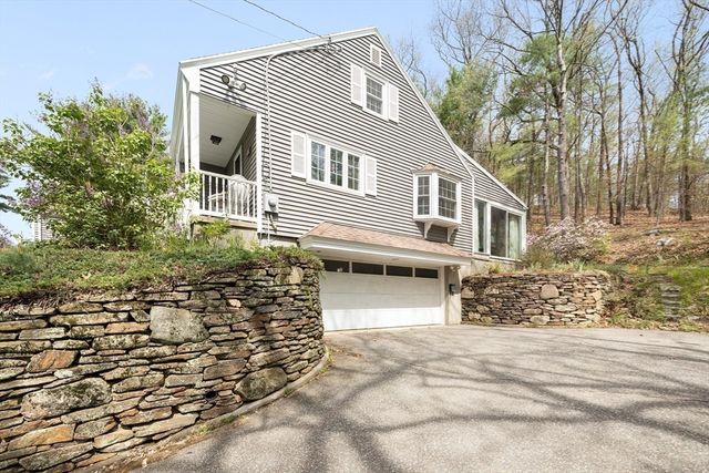 48 Longview Street, Palmer, MA 01069