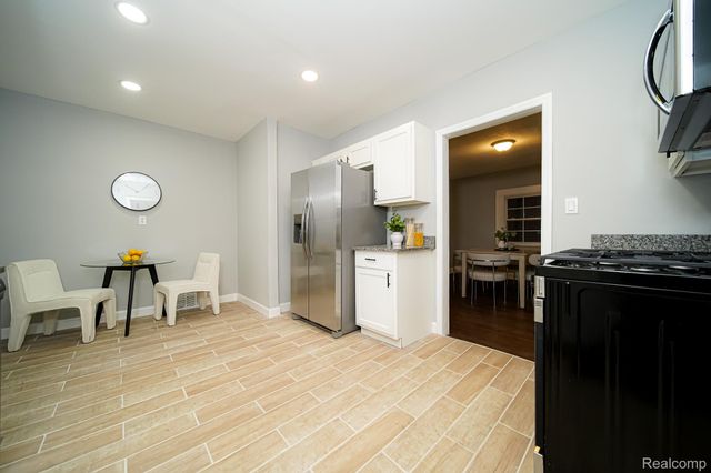 17344 WISCONSIN Street, Detroit, MI 48221