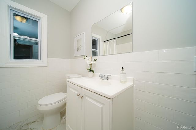 17344 WISCONSIN Street, Detroit, MI 48221