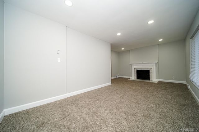 17344 WISCONSIN Street, Detroit, MI 48221