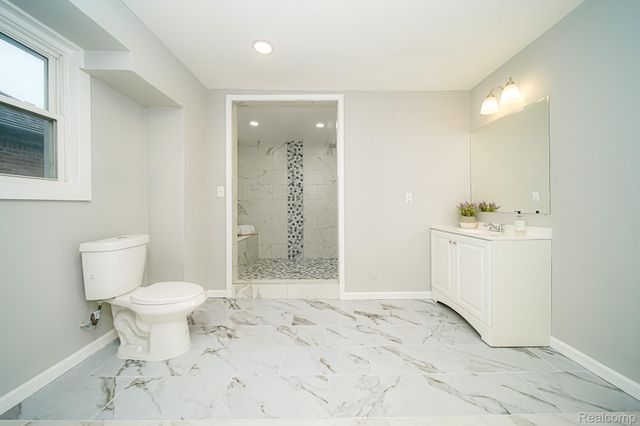 17344 WISCONSIN Street, Detroit, MI 48221