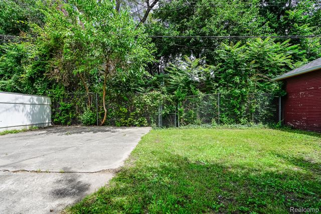 17344 WISCONSIN Street, Detroit, MI 48221