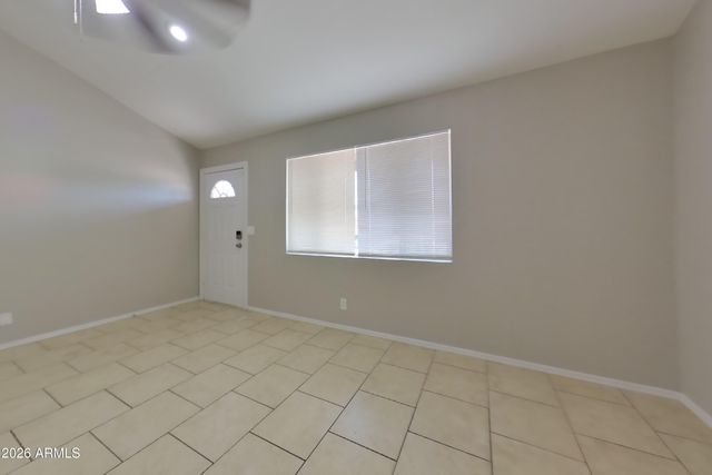 3234 W LARKSPUR Drive, Phoenix, AZ 85029