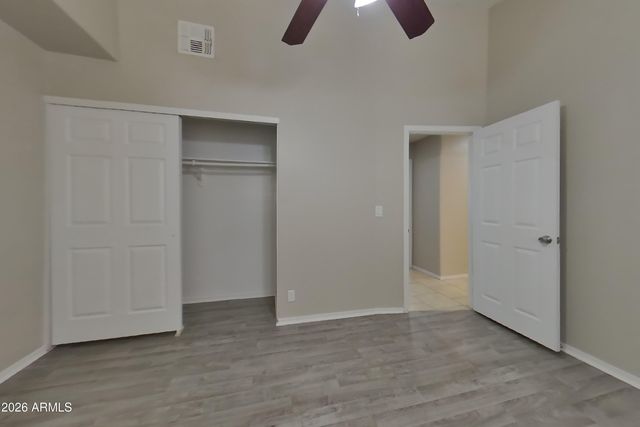 3234 W LARKSPUR Drive, Phoenix, AZ 85029