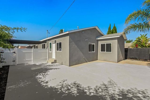 214 Zenith Street, Chula Vista, CA 91911