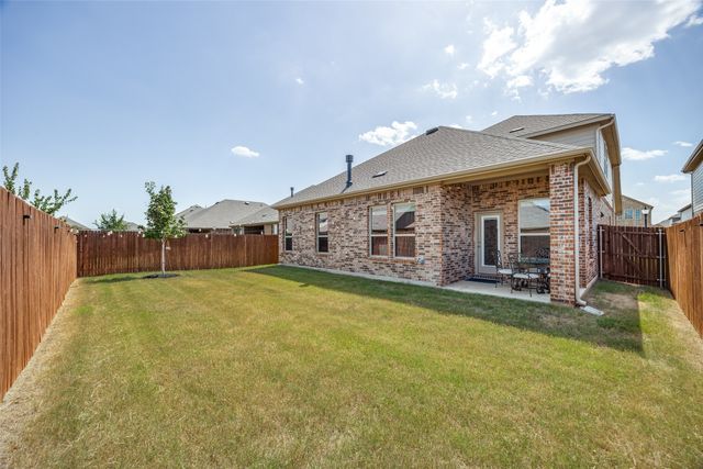 3816 Blacksmith Road, Aubrey, TX 76227