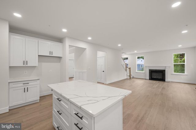 2175 GLENCREST CIR, Annapolis, MD 21401