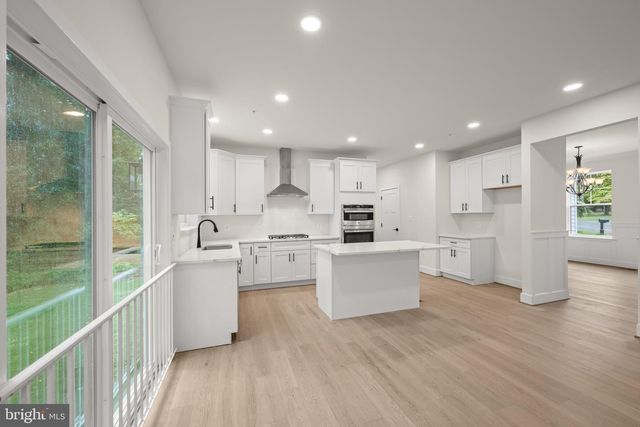 2175 GLENCREST CIR, Annapolis, MD 21401