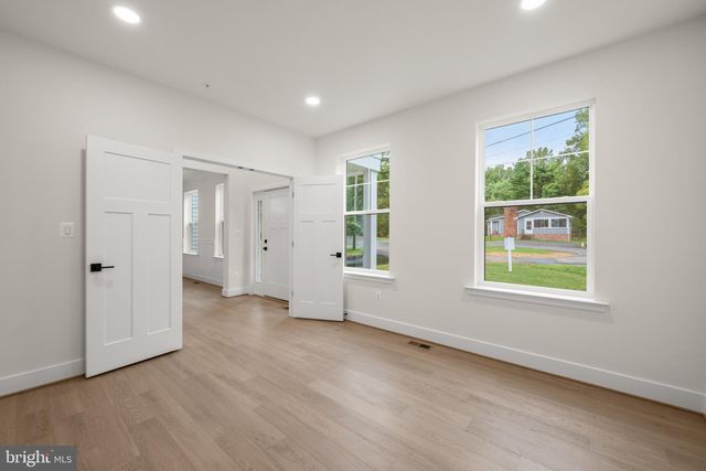 2175 GLENCREST CIR, Annapolis, MD 21401