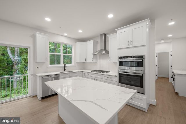 2175 GLENCREST CIR, Annapolis, MD 21401