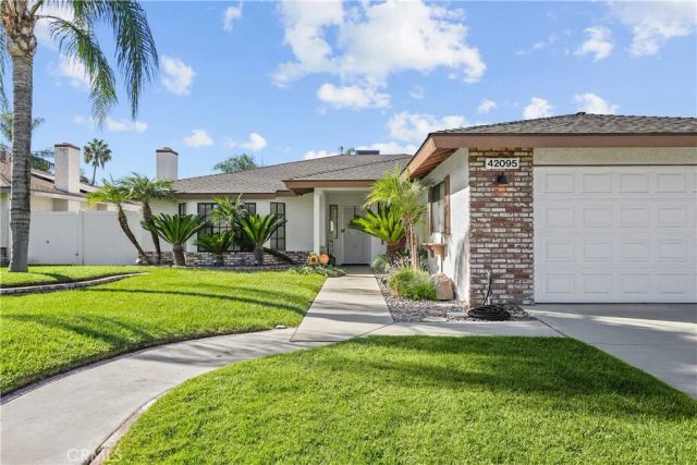 42095 Acacia Avenue, Hemet, CA 92544