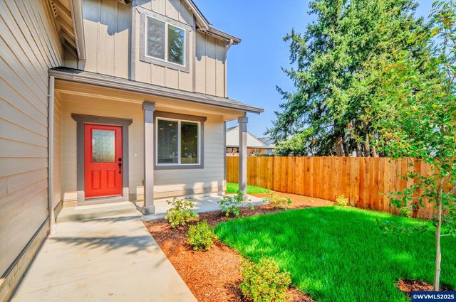 4985 Sooner Ln SE, Salem, OR 97317