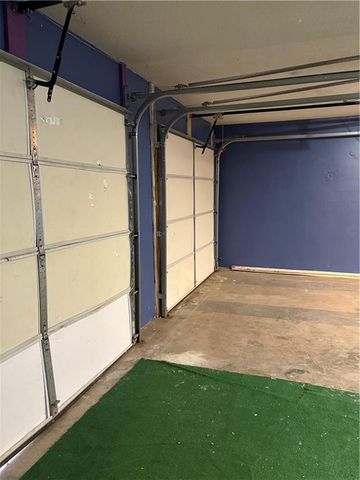 1562 Linksview Close, Stone Mountain, GA 30088