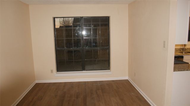 610 Squaw Creek Court, Arlington, TX 76018