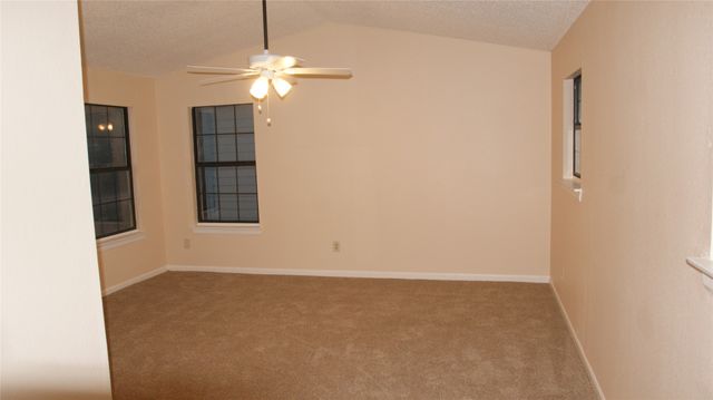 610 Squaw Creek Court, Arlington, TX 76018