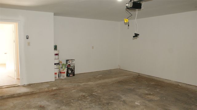 610 Squaw Creek Court, Arlington, TX 76018