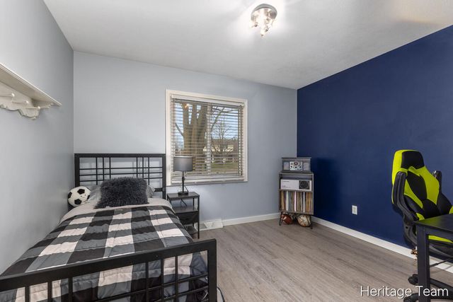 8116 Birchwood Avenue, Jenison, MI 49428