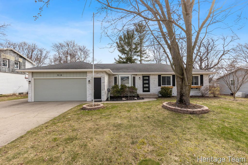 8116 Birchwood Avenue, Jenison, MI 49428