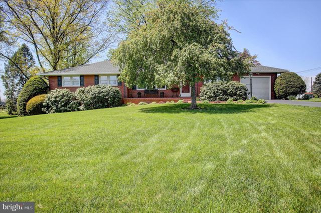 770 JOY DR, Greencastle, PA 17225