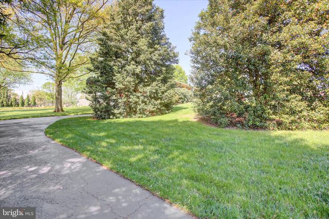 770 JOY DR, Greencastle, PA 17225