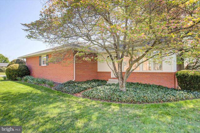 770 JOY DR, Greencastle, PA 17225