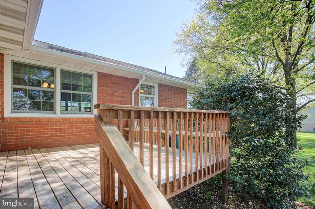 770 JOY DR, Greencastle, PA 17225