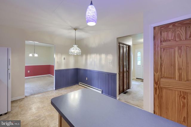 1 ARDMORE DR, Hummelstown, PA 17036