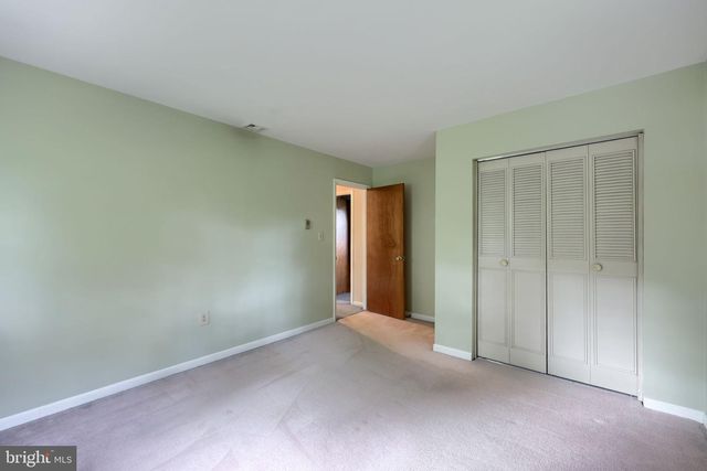 1 ARDMORE DR, Hummelstown, PA 17036