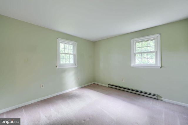 1 ARDMORE DR, Hummelstown, PA 17036