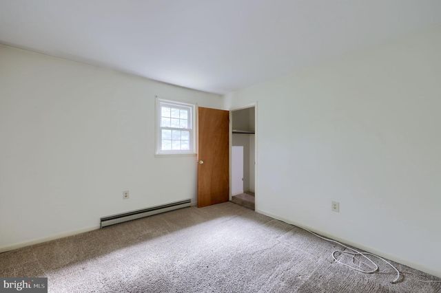 1 ARDMORE DR, Hummelstown, PA 17036